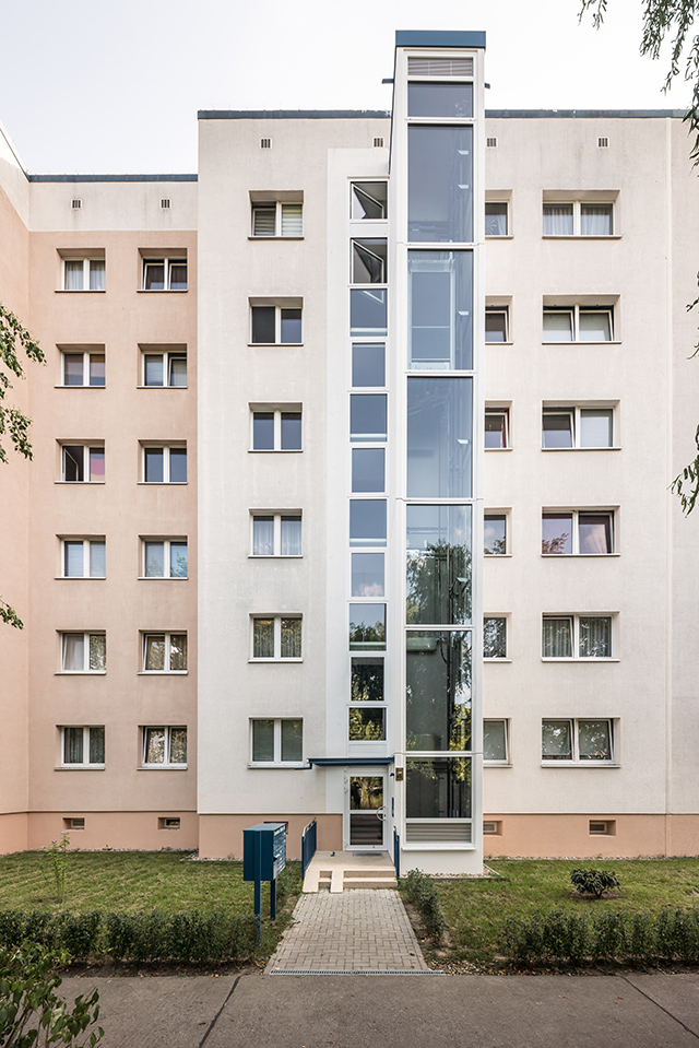 Architekturbeton, Betonfertigteile, Aufzugsanlagen, Trusetaler Strasse 47-55 Berlin