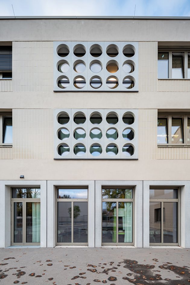 Architekturbeton, Betonfertigteile, Lew-Tolstoi Grundschule Berlin